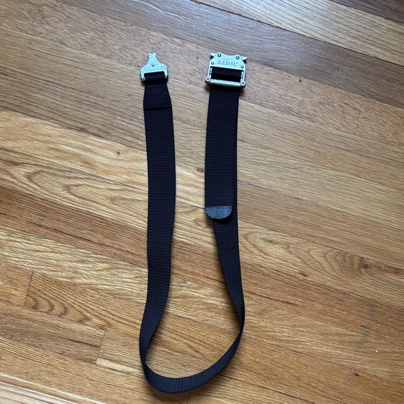 Kuhl Black Belt with Silver Buckle - Picture 3 of 3